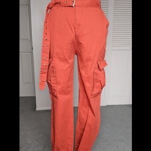 Fashion Nova Cargo Pants 🦋